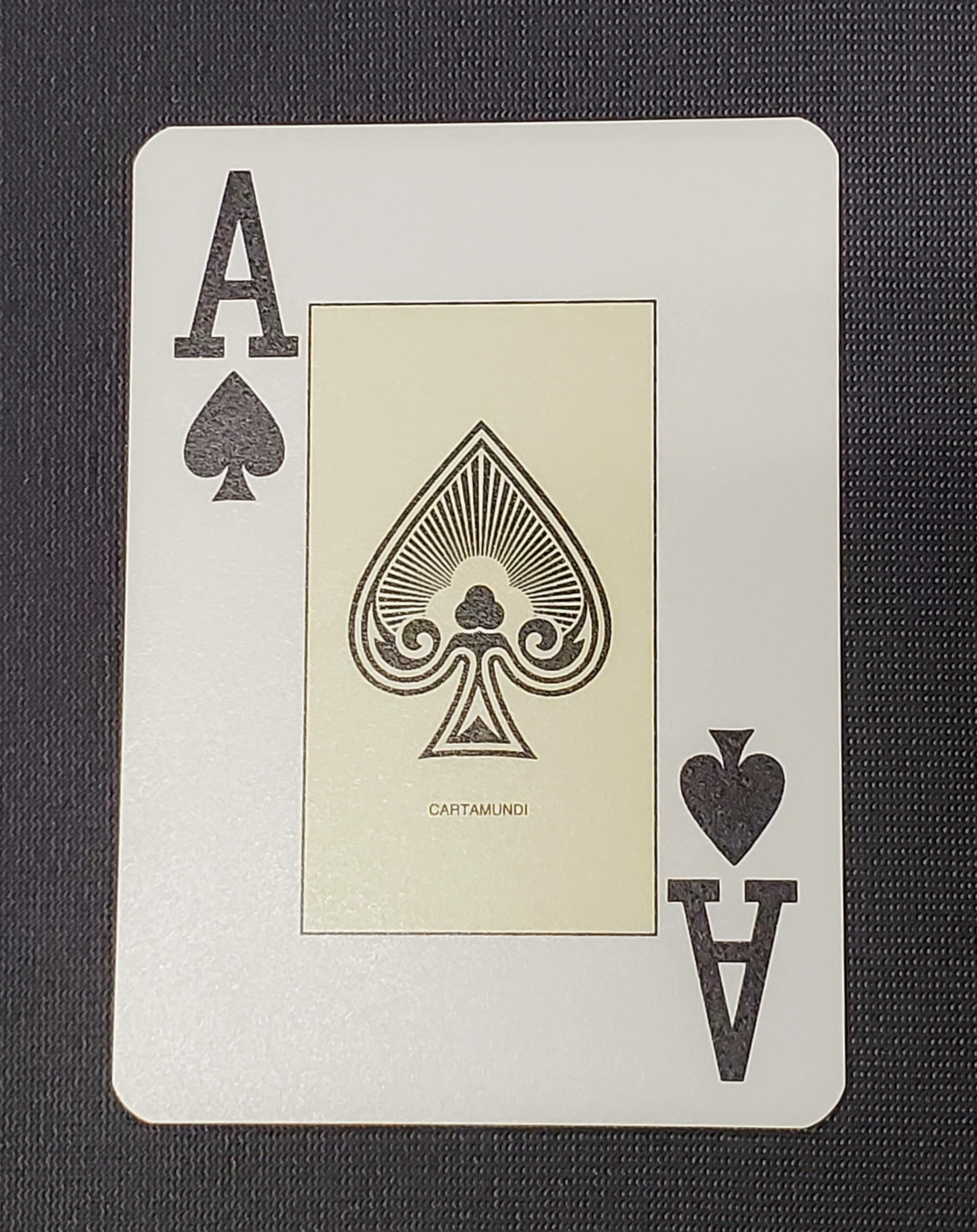 Cartamundi Belgium cards fanned